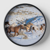 冬の馬のドライブで隠れ家の牧場 壁時計 (正面)