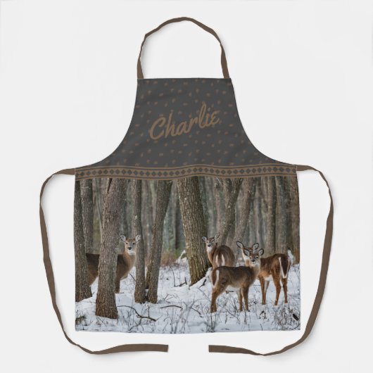 冬の鹿とピネコン エプロン (正面)