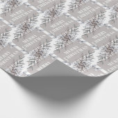 冬の黄褐色と灰色の葉がクリスマスに輝く ラッピングペーパー (角)