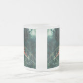 冬の（鳥）ショウジョウコウカンチョウ吹雪の曇りマグエンハンス フロストグラスマグカップ (中央)