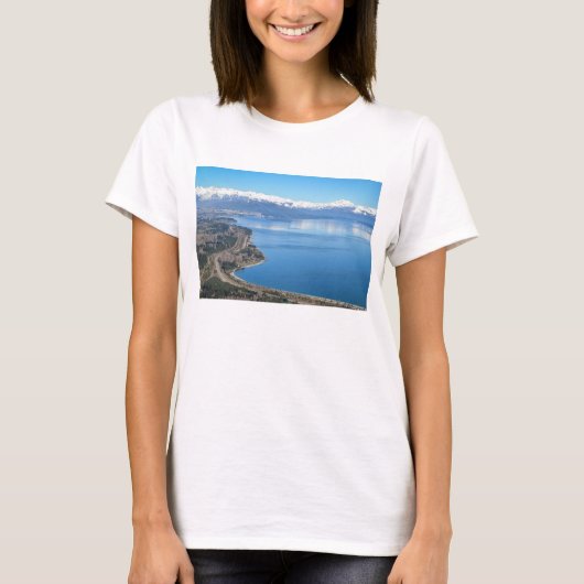 冬のBarilocheの空中写真 Tシャツ (正面)