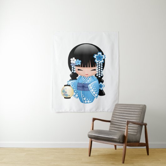 冬のKokeshiの人形-青い着物の芸者女の子 タペストリー (インサイチュ)