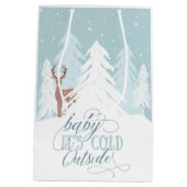 冬のOnederlandのベビーそれは冷たい外のギフトバッグです ミディアムペーパーバッグ (裏面)