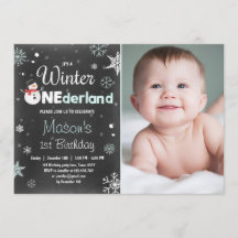 冬のOnederlandの誕生会の雪だるまのミントの青