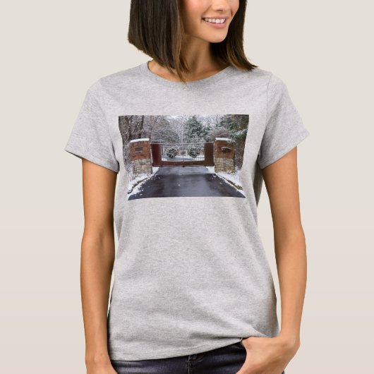 冬のTシャツへようこそ Tシャツ (正面)