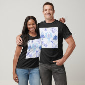 冬をテーマにした模様（ライトブルー） Tシャツ (ユニセックス)