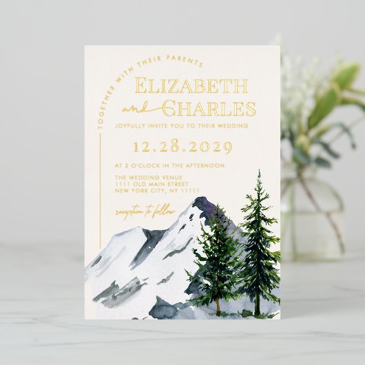 冬クリスマスツリーズマウンテンズホリデ結婚ーズ 箔招待状 (立ち正面)