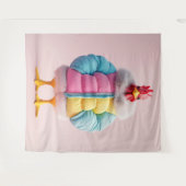 冬スタイリッシュのフグカラフルジャケットの鶏肉 タペストリー (正面(横))