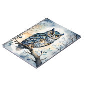 冬威厳のある林に生息するフクロウ ノートブック (左側)