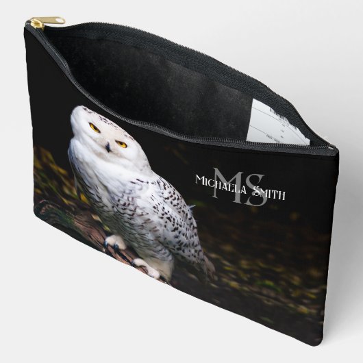 冬威厳のある雪フクロウモノグラム名前をカスタムする アクセサリーポーチ (見開き)
