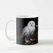 冬威厳のある雪フクロウモノグラム名前をカスタムする コーヒーマグカップ (左)