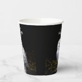 冬威厳のある雪フクロウモノグラム名前をカスタムする 紙コップ (左)