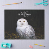 冬威厳のある雪フクロウモノグラム名前をカスタムする 薄葉紙 (クラフト)