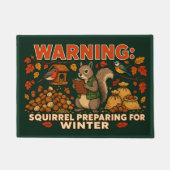 冬支度中のリスにご注意 �門マット ドアマット (正面)