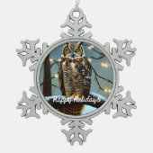 冬素晴らしに角のフクロウ スノーフレークピューターオーナメント (正面)