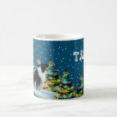 冬縁ど雪の森のクリスマスツリーにコリー コーヒーマグカップ (中央)