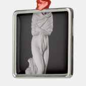 冬、か薄ら寒い女性 メタルオーナメント (左)