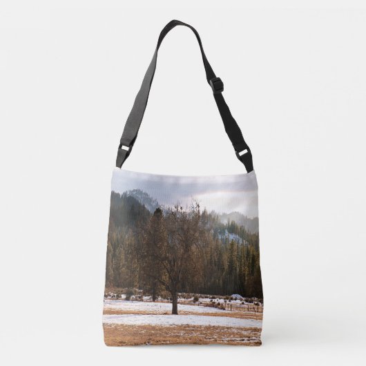 冬…... クロスボディバッグ (裏面)