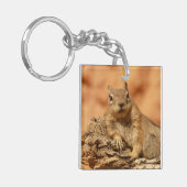 冷えた地面リスの写真 キーホルダー (正面左)