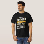 冷たいビールに似たビールは素敵な列の後に Tシャツ (正面フル)