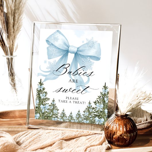 冷たい外の冬のブルーボウベビーは甘い ポスター