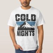 冷たい夜のクリスマスTシャツ Tシャツ (正面)