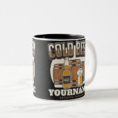 冷パーソナライズされたビールオークバレル醸造所 ツートーンマグカップ (正面右)