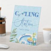 冷却ステーションのプールの誕生日パーティー 台座サイン (インサイチュ)