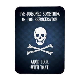 冷蔵庫で何か毒を入れた。 マグネット