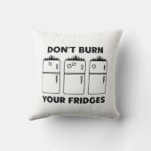 冷蔵庫を燃やさない クッション (裏面)