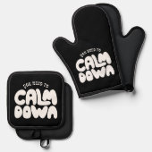 冷静にする必要があるタイポグラフィクールことわざブラック 鍋つかみ&鍋敷きセット (正面/裏面)