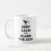 冷静に犬のせいにしろ コーヒーマグカップ (左)