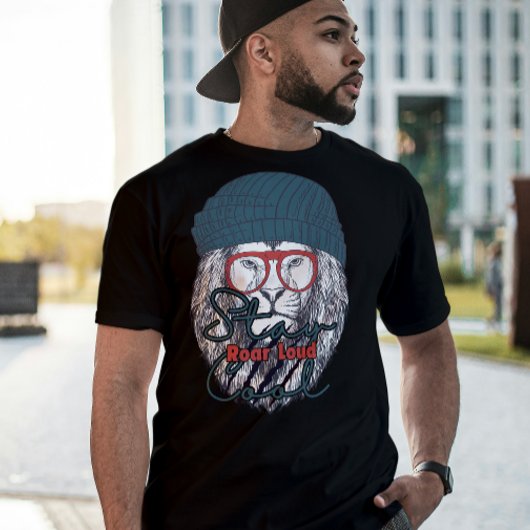 冷静に、勇敢に - Chill but Fearless Lion T-S Tシャツ