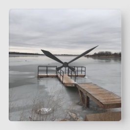 凍ってい波止場 スクエア壁時計