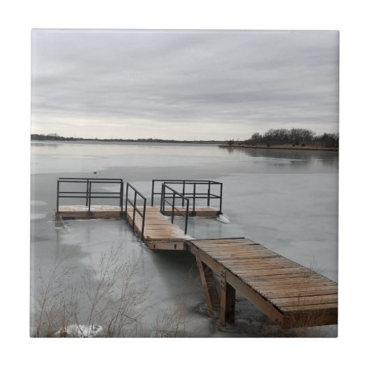 凍ってい湖 タイル (正面)