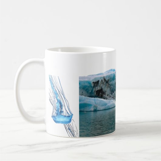 「凍てつく深海」マグカップ | 氷山とクラゲの海 コーヒーマグカップ (左)