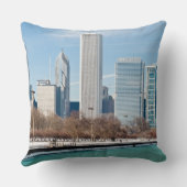 凍結するミシガン湖を渡るシカゴのスカイライン クッション (裏面)