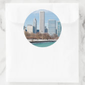 凍結するミシガン湖を渡るシカゴのスカイライン ラウンドシール (バッグ)