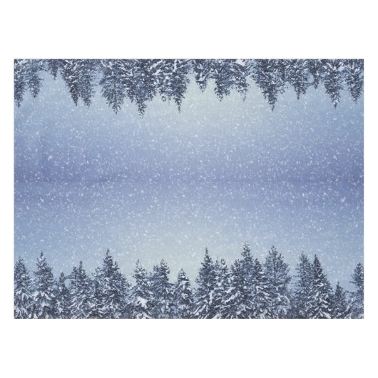 凍結する雪の冬の森林場面 テーブルクロス (正面(横))