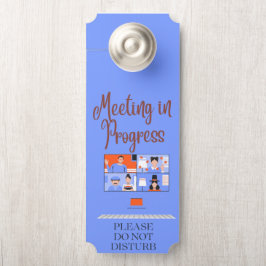 処理中の青いバーチャルミーティングが邪魔にならない ドアノブサイン