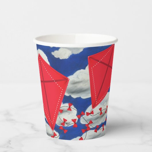 凧とクルーズ 紙コップ (左)