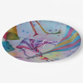 凧のモノグラムのパーティーを飛ばすカラフルなおもしろい ペーパープレート (アングル)