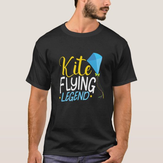 凧飛んでいる扇子の凧飛んでいる扇 Tシャツ (正面)