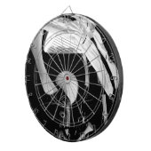 出て行く ダーツボード (正面右)