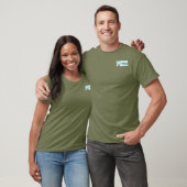 出動兵士に敬意を表するレッド・トライバルTシャツ Tシャツ (ユニセックス)