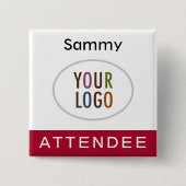 出席者名バッジ(ロゴ付き濃い赤い正方形) 缶バッジ (正面)