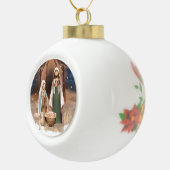 出生シーンのクリスマスプレゼント セラミックボールオーナメント (右)