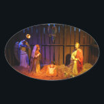 出生シーンChristmas Display in Washington DC 楕円形シール<br><div class="desc">ここにナショナル・クリスマスツリーの展示で出生シーンの写真がある。これはワシントンDCの多くの休日の機能の一つであり、あなたはナショナルツリーなどの他の見つけることができる私たちの店でも。この写真は、www.mlewallpapers.comのクリスマスと休日のセクションからワイドスクリーンの壁紙「出生シーン」としても取り上げられる。</div>