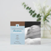 出産のお知らせ:: monogram1 – 男の子 案内ポストカード (スタンド正面)