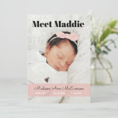 出産告知ミートベビーピンク赤面 招待状 (スタンド正面)